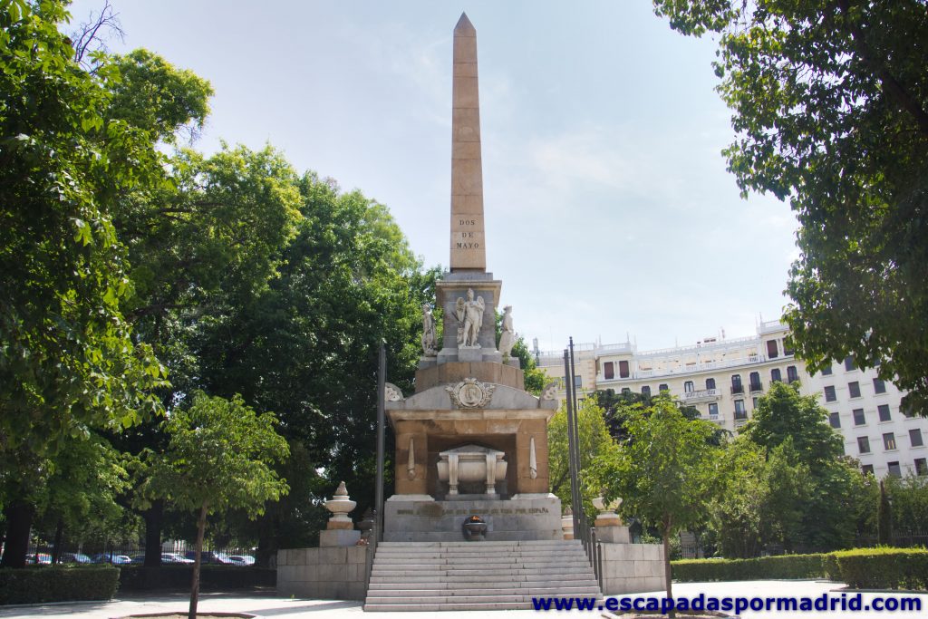 foto del Monumento a los Héroes del Dos de Mayo